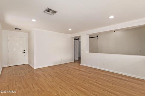 2281 E Peach Tree Dr, Chandler, AZ 85249 photo 5