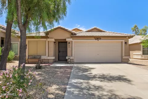 2629 E Cowboy Cove Trl, San Tan Valley, AZ 85143