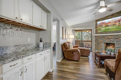 3031 N Civic Center Plz #329, Scottsdale, AZ 85251