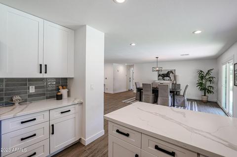 947 E Aire Libre Ave, Phoenix, AZ 85022 photo 12