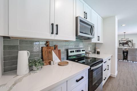 947 E Aire Libre Ave, Phoenix, AZ 85022 photo 9