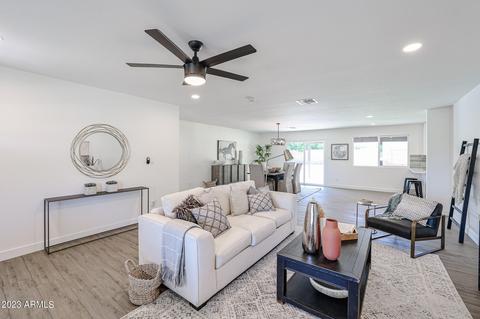 947 E Aire Libre Ave, Phoenix, AZ 85022 photo 4