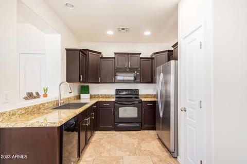 92 E Catclaw St, Gilbert, AZ 85296 photo 9