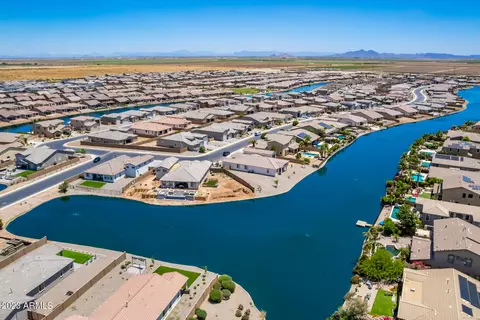 22203 N Bradford Dr, Maricopa, AZ 85138