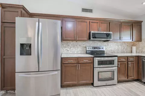 1101 E Kerry Ln, Phoenix, AZ 85024 photo 9