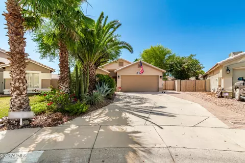 5201 N 104th Dr, Glendale, AZ 85307