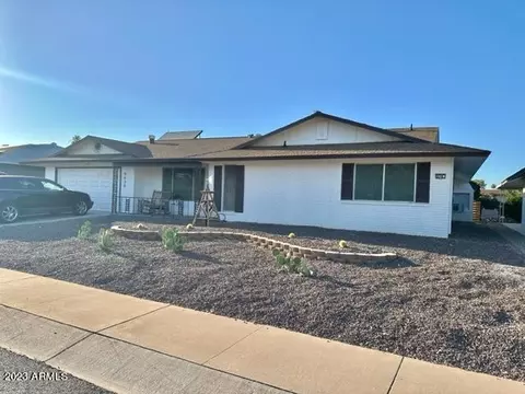 9638 W Country Club Dr, Sun City, AZ 85373