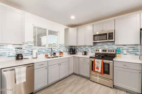 3320 E Charter Oak Rd, Phoenix, AZ 85032 photo 19