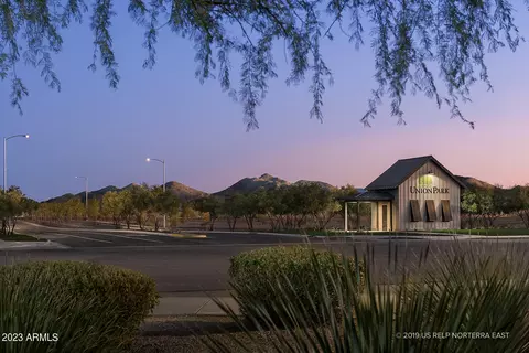 1949 W Hide Trl, Phoenix, AZ 85085 photo 8