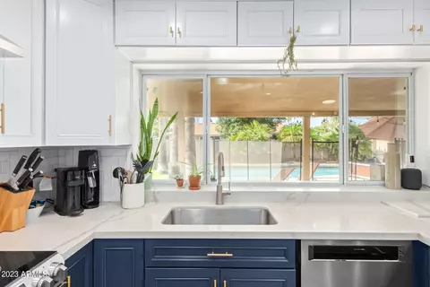 1903 E La Jolla Dr, Tempe, AZ 85282 photo 2