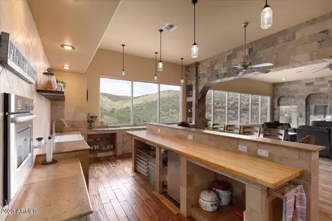 2275 E Maple St, Globe, AZ 85501 photo 9