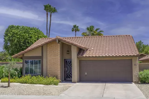 4330 E Sandia St, Phoenix, AZ 85044