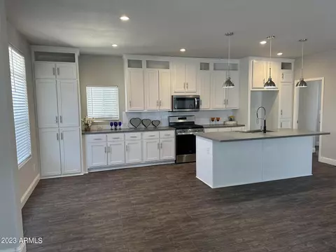 7302 W Peoria Ave #48A, Peoria, AZ 85345