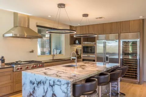 4841 E Rockridge Rd, Phoenix, AZ 85018 photo 7