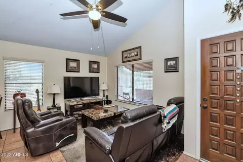 839 E Lola Dr, Phoenix, AZ 85022 photo 11
