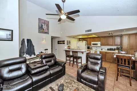 839 E Lola Dr, Phoenix, AZ 85022 photo 10