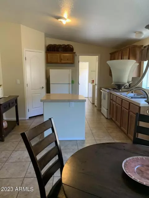 8990 S Kellner Canyon Rd, Globe, AZ 85501 photo 3