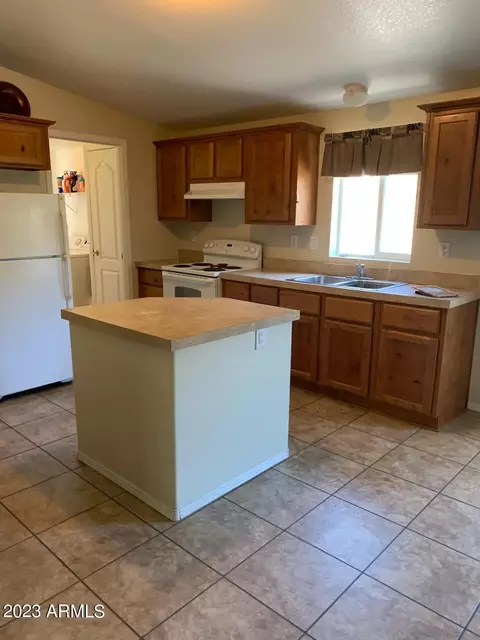 8990 S Kellner Canyon Rd, Globe, AZ 85501 photo 6
