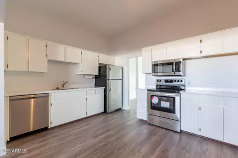1201 E Rose Ln #8, Phoenix, AZ 85014 photo 6