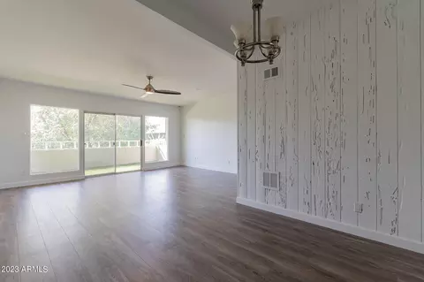 1201 E Rose Ln #8, Phoenix, AZ 85014 photo 11