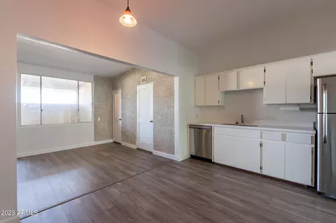 1201 E Rose Ln #8, Phoenix, AZ 85014 photo 8