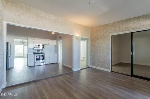 1201 E Rose Ln #8, Phoenix, AZ 85014 photo 5