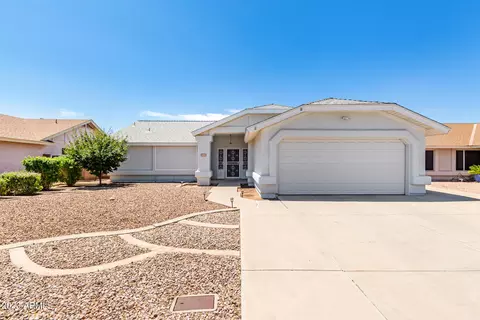 8557 W Medlock Dr, Glendale, AZ 85305