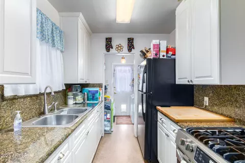 1520 Edgemont Ave, Phoenix, AZ 85006 photo 5