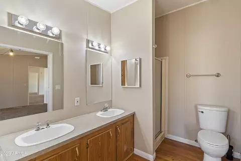 1084 Crestview Dr, Show Low, AZ 85901