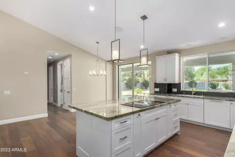 2146 E Caroline Ln, Tempe, AZ 85284 photo 8