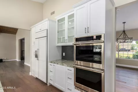 2146 E Caroline Ln, Tempe, AZ 85284 photo 10