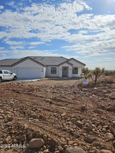 2724 S Baker Dr, Apache Junction, AZ 85119