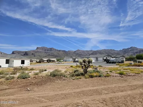 2724 S Baker Dr, Apache Junction, AZ 85119 photo 4