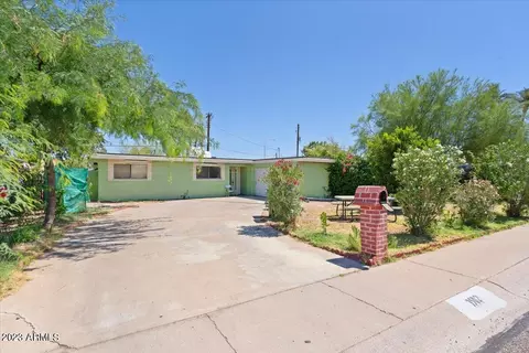 3502 W Harmont Dr, Phoenix, AZ 85051