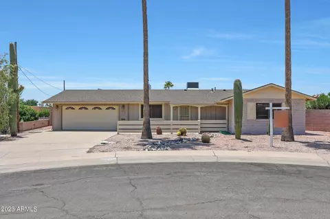 11216 N 105th Ave, Sun City, AZ 85351