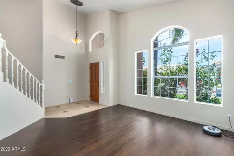 1249 W Edgewater Dr, Gilbert, AZ 85233 photo 6
