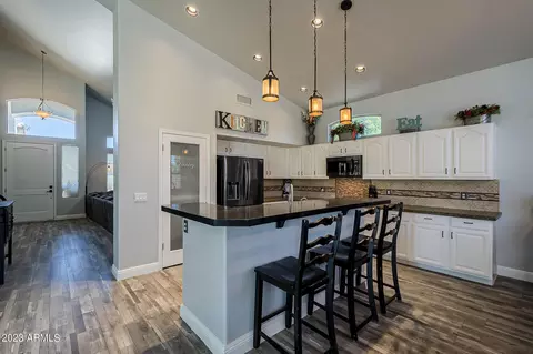 7065 E Lobo Ave E, Mesa, AZ 85209 photo 5