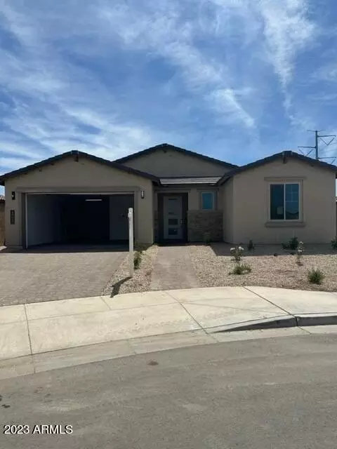 5009 S 111th Ave, Tolleson, AZ 85353