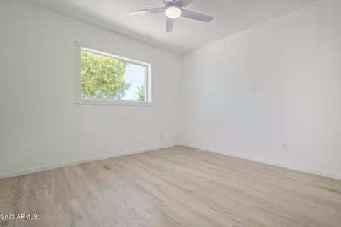 553 E Holmes Ave, Mesa, AZ 85204 photo 18