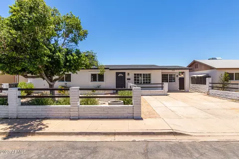 553 E Holmes Ave, Mesa, AZ 85204