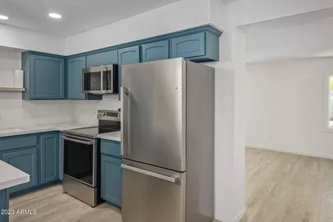 553 E Holmes Ave, Mesa, AZ 85204 photo 14