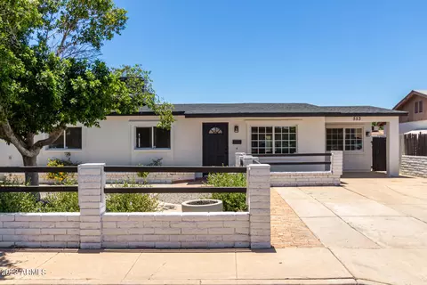 553 E Holmes Ave, Mesa, AZ 85204 photo 2