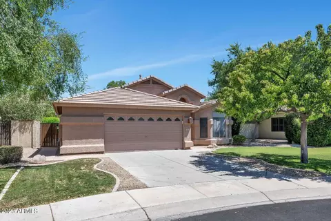 1402 W Blue Ridge Ct, Chandler, AZ 85248