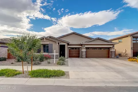 21112 E Cattle Dr, Queen Creek, AZ 85142