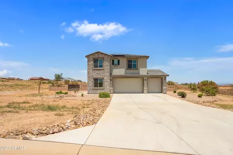 6785 E Big Spur Ct, Hereford, AZ 85615