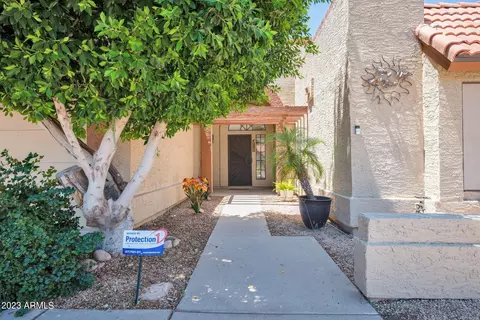 2843 E Norcroft Cir, Mesa, AZ 85213 photo 4