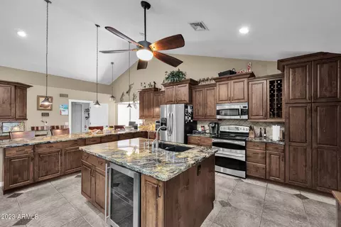 2843 E Norcroft Cir, Mesa, AZ 85213 photo 7