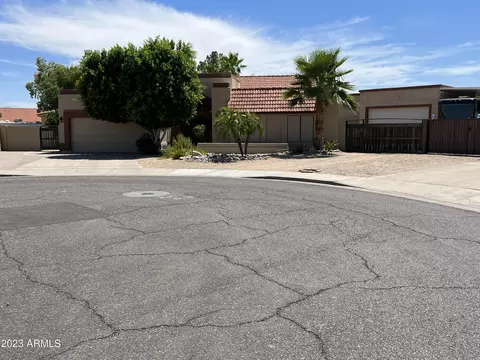 2843 E Norcroft Cir, Mesa, AZ 85213