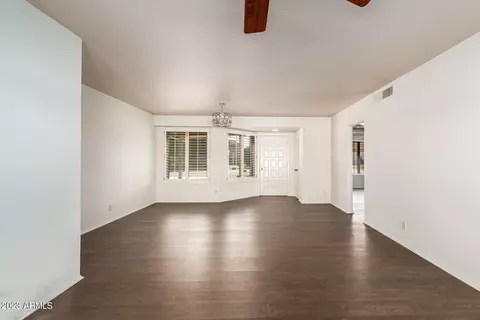 5023 N 77th Pl, Scottsdale, AZ 85250
