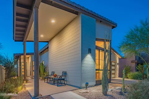 912 E La Mirada Dr, Phoenix, AZ 85042 photo 4